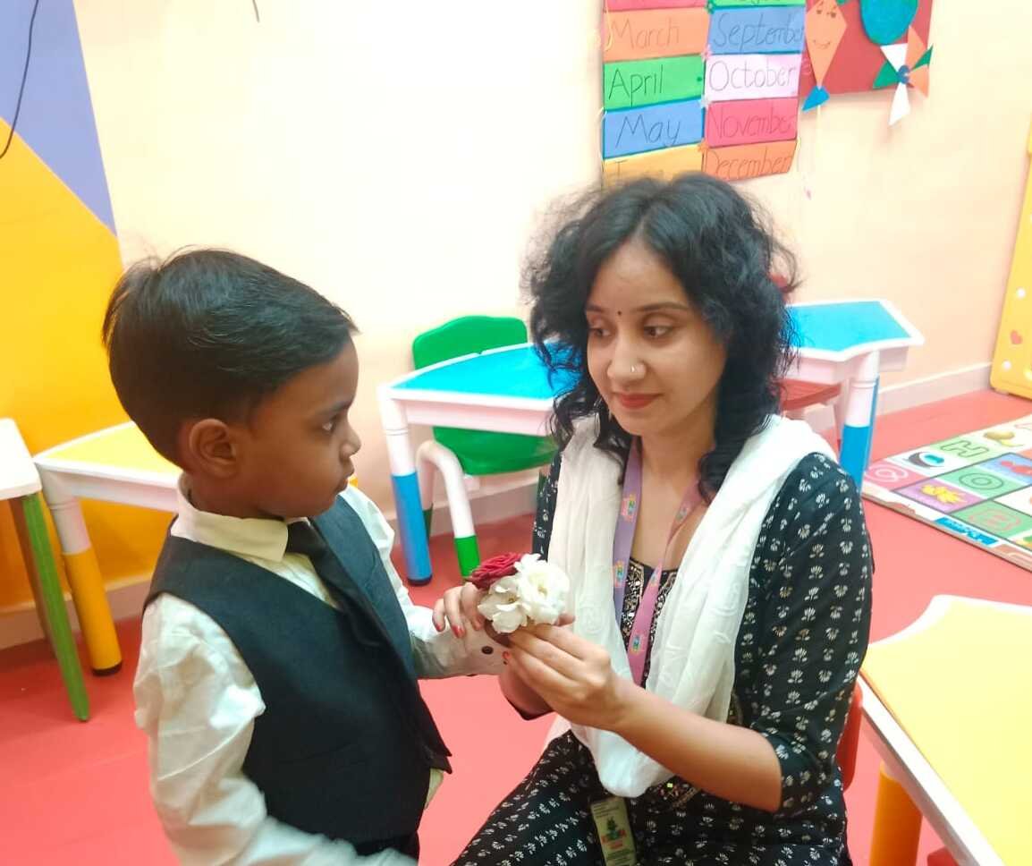 Black And White Day Celebrations - Best Preschool and Daycare In Kharghar, Sector 10 - Best Preschool and Daycare In Kharghar, Sector 10 Black And White Day Celebrations