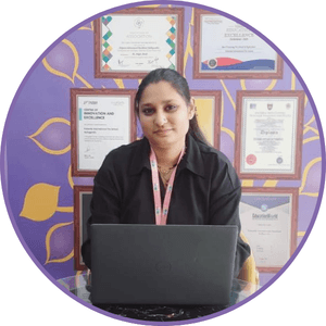 Preschool in Amanora, Hadapsar's Center head