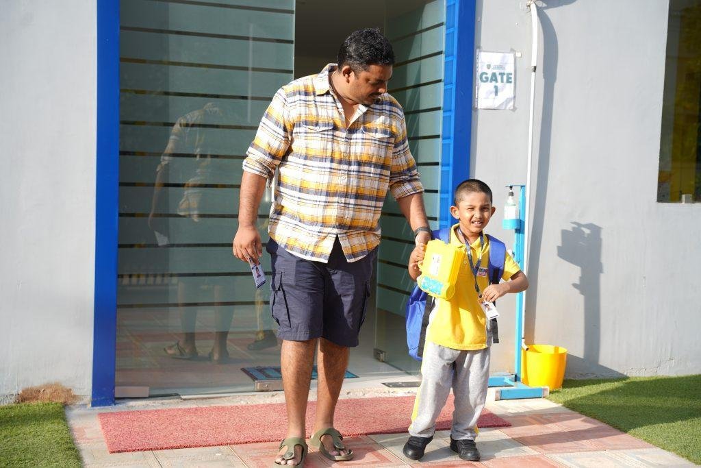 Dad-With-Kid - Best Preschool and Daycare Centre in Pride World City,Dhanori Pune Modern-parent-active